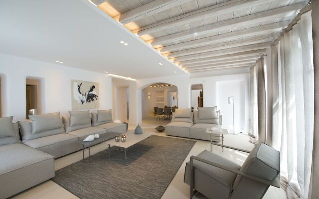 Villa Zircon