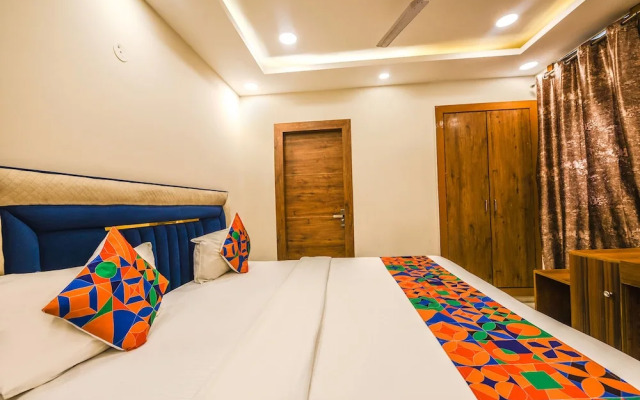 Fabhotel The Grand Velvet