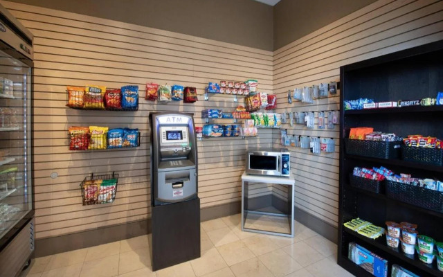 Skyline Hotel Detroit Airport, SureStay Collection by BW