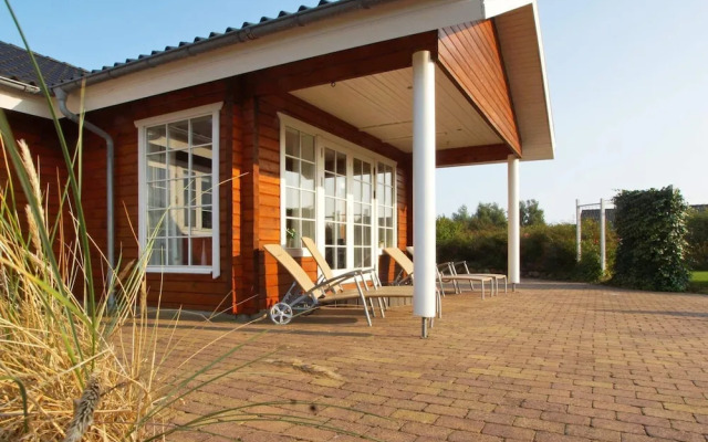 10 Person Holiday Home in Hemmet