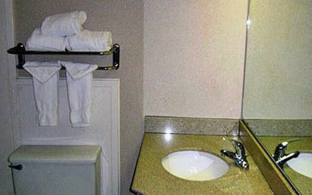 Ramada Tulsa Airport East