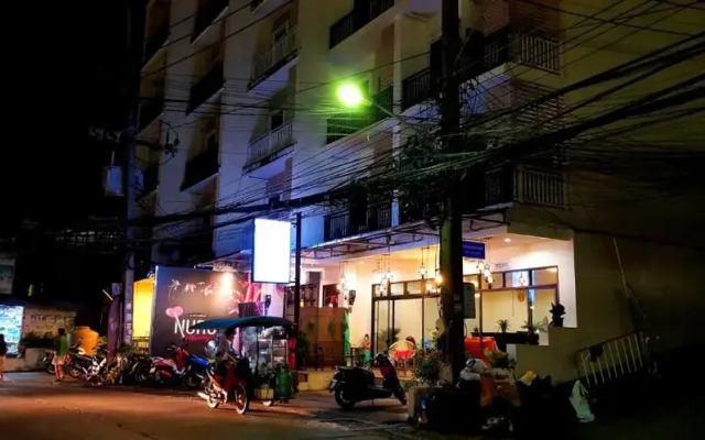 Kanpai Hotel