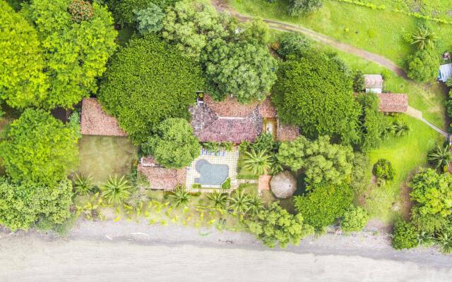 Villa Marina Lodge & Condos