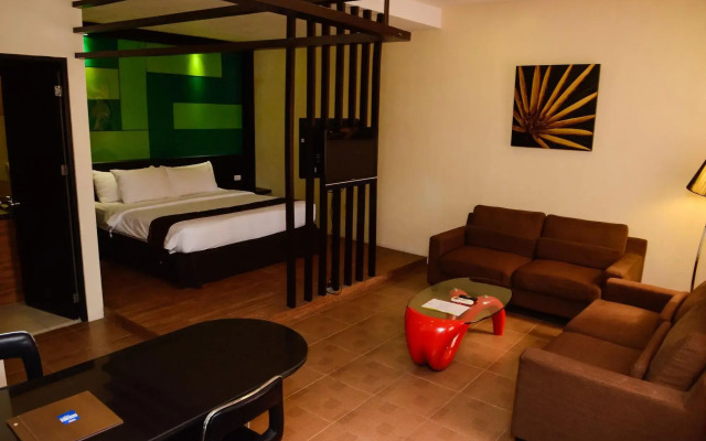 Sun City Suites