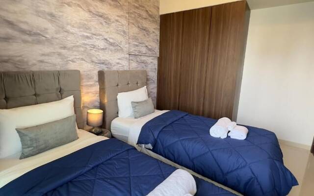 Mh- Lovely 1 Bhk Burj Khalifa View Ref- 26017