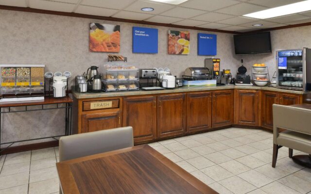 Comfort Inn Dickson