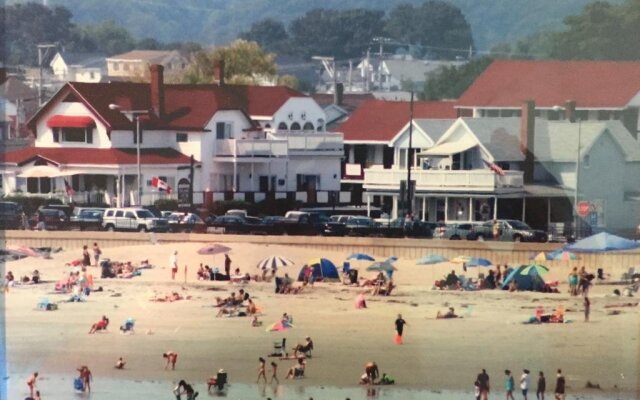 Grand View Motel