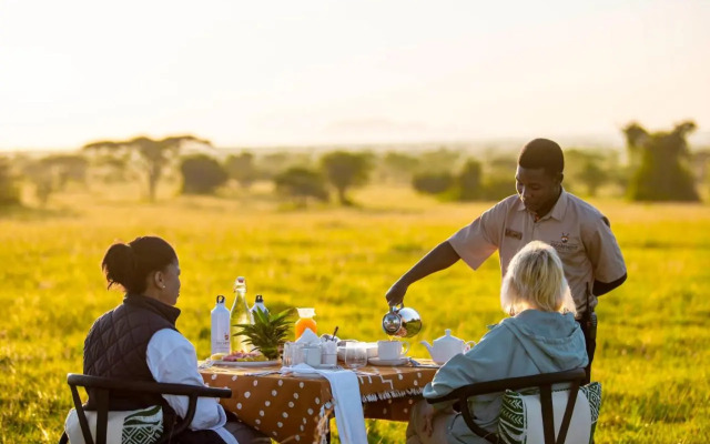 Escarpment Serengeti Luxury Camp