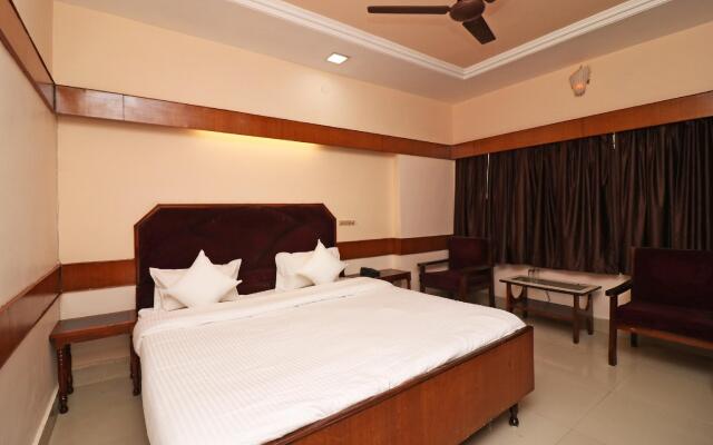 SPOT ON 37002 Hotel Natraj