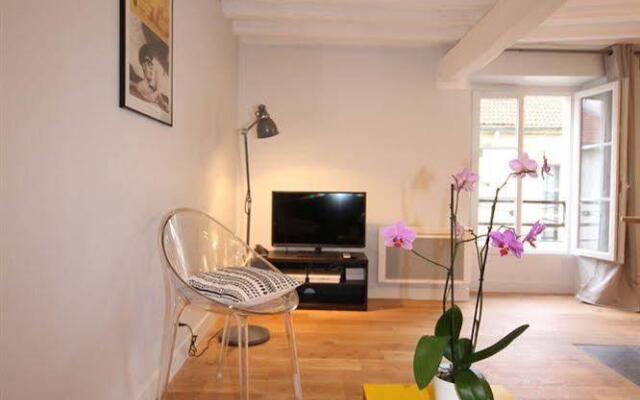 Studio Apartment Bastille