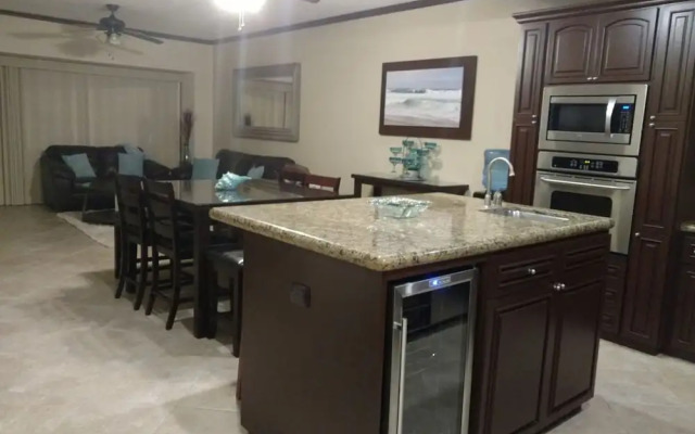 Sonoran Sky 2BR Upper 1007-v by Casago