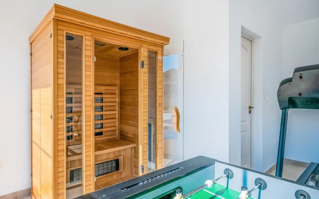 Beautiful Home in Pula With Wifi and 3 Bedrooms