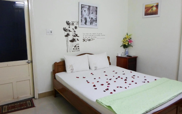 Lucky House Hotel