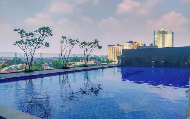 Modern Look And Comfortable Studio Evenciio Margonda Apartment