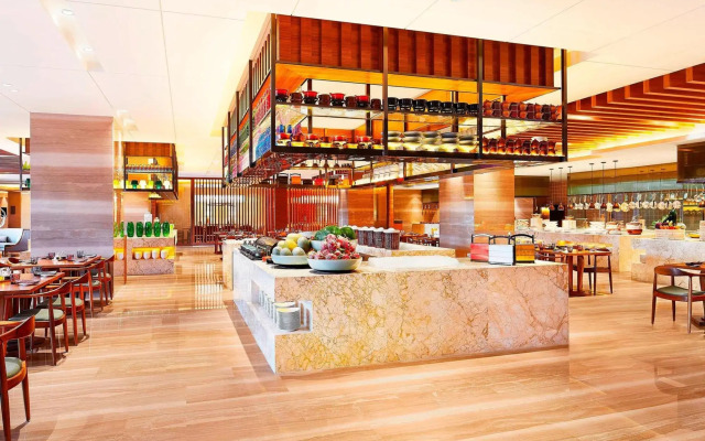 Sheraton Grand Zhengzhou Hotel