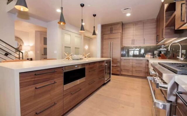 Main Street Townhome by Park City Vacations