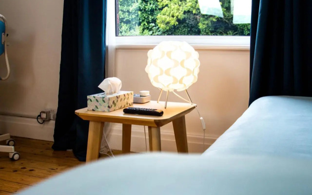 Peaceful House in the Centre of City