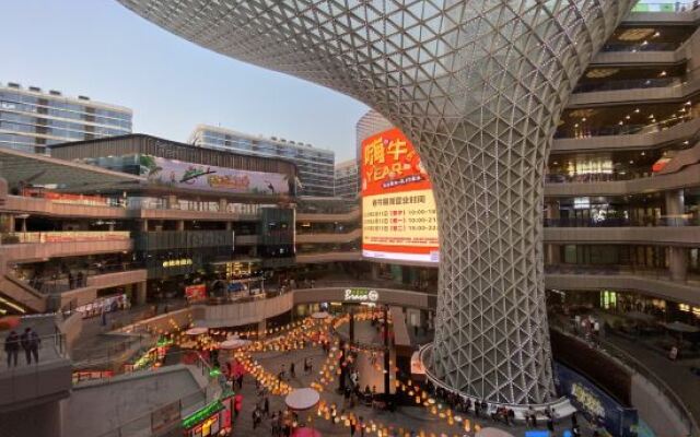 Hongqiao Aegean LOFT Apartment
