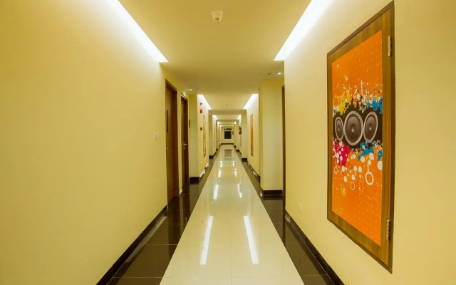 Front One Hotel Purwodadi