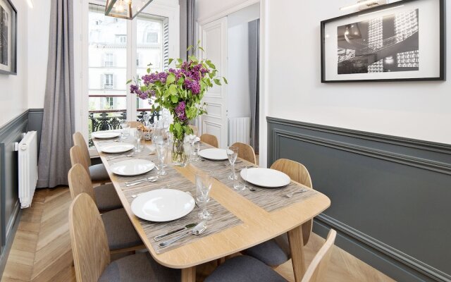 LUX 4BDR Opera Lafayette 3 by Livinparis