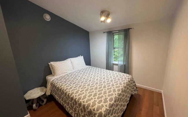 Bear Bottoms at Salmon Creek