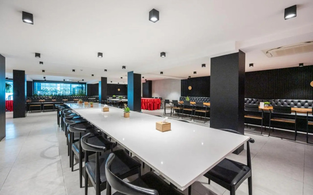 Loft Bangkok Hotel