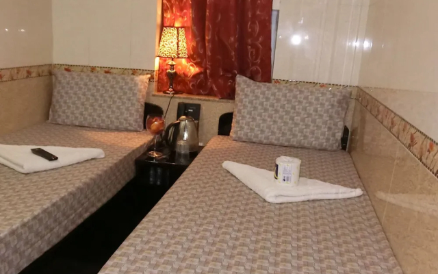 Dutch Hostel