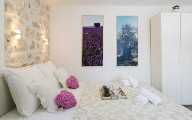 Guest House Babina - Apartments King & Queen