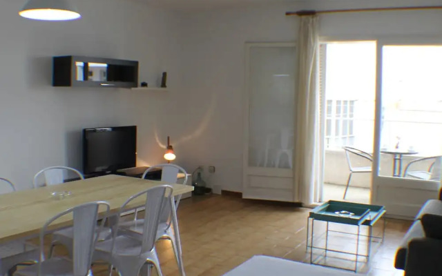 Sant Jordi 1 A in Roses