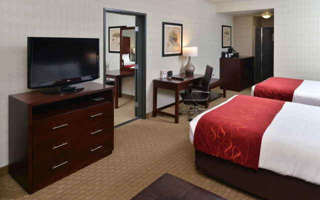 Comfort Suites Airport Tukwila Seattle