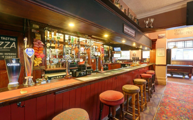 PubLove @ The Steam Engine - Hostel