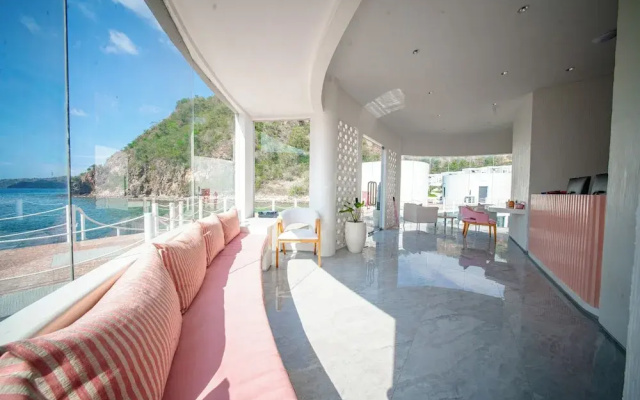 69 Resort & Beach Club by Loccal Collection, Labuan Bajo