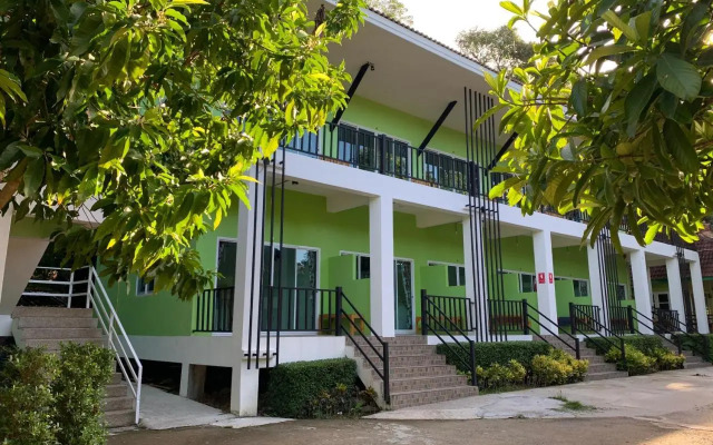 Somrudee Resort