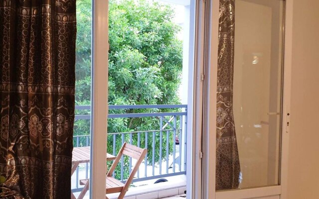 Apartment with One Bedroom in Sainte-Marie, with Furnished Balcony And Wifi