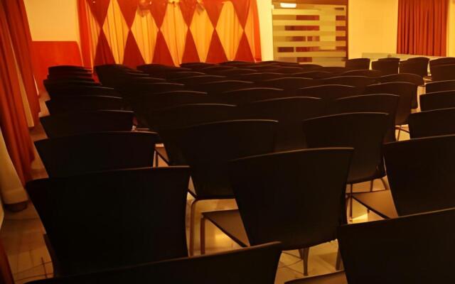 Hotel Abirami Residency