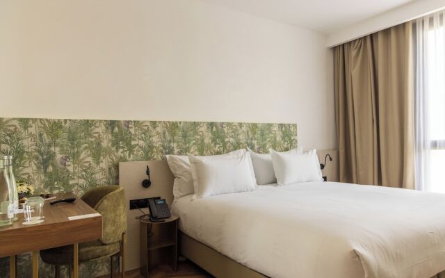 Diagonal Hotel