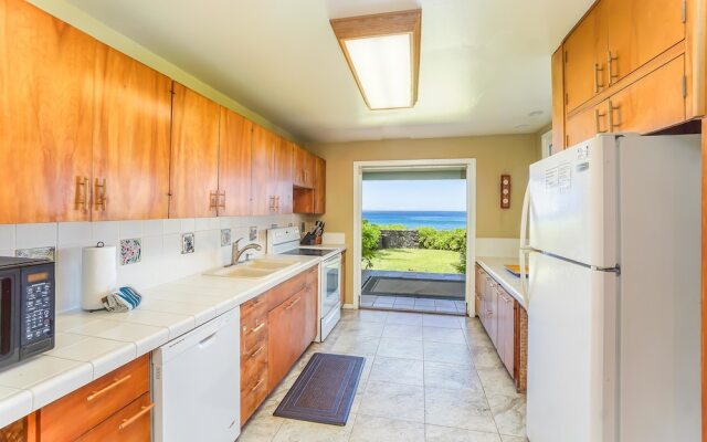 Hale Huna Kai Oceanfront by RedAwning