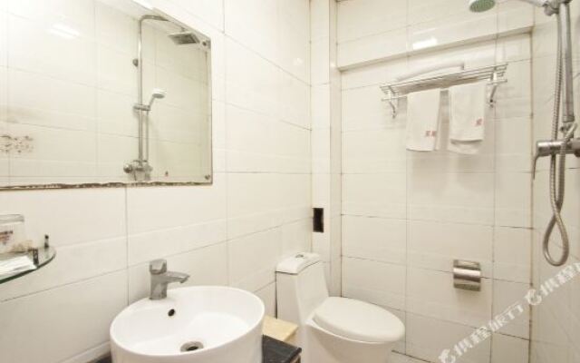 Heze Sunday Business Hotel
