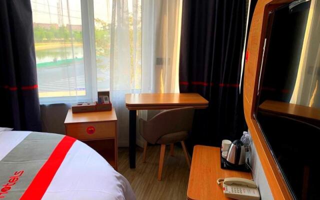 JUN Hotels Tianjin Jinnan District University City Pingfan Road