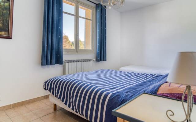 Secluded Holiday Home in Aups With Garden