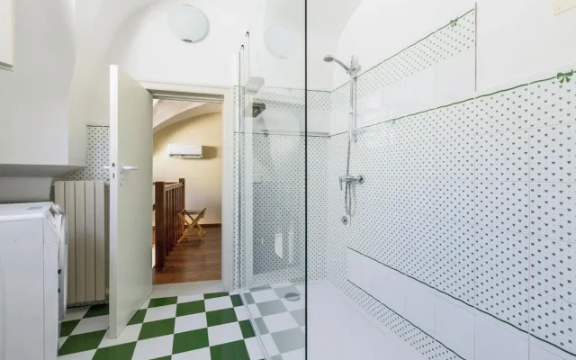 4060 La Loggia House by Barbarhouse