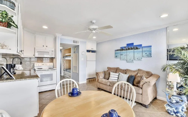 Seascape 1320 - 1 Br Condo