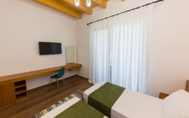 Alban Eco Hotel