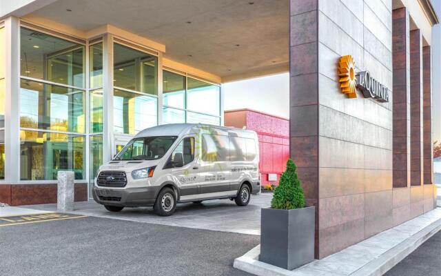 La Quinta Inn & Suites by Wyndham Clifton Park/Saratoga Area