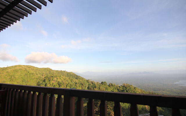 Alta D' Tagaytay Hotel