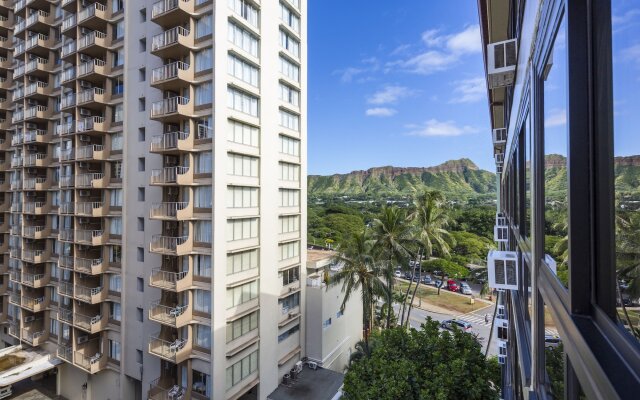 Castle at Waikīkī Grand