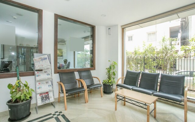 OYO 1350 Hotel Sherwood Suites-2