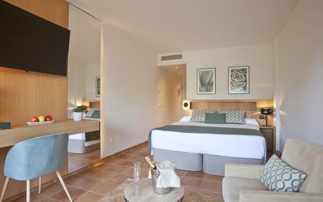 Mon Port Hotel & Spa