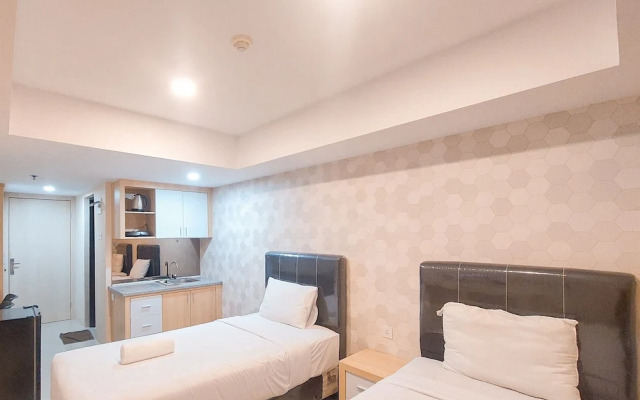 Cozy and Relaxing Studio Room at De Prima Apartment