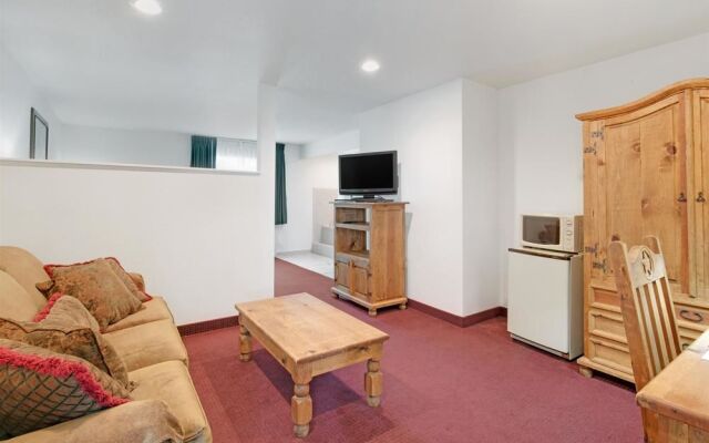 Ramada - Decatur Texas